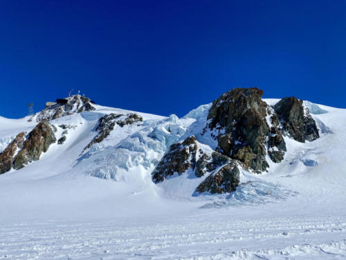 Klein Matterhorn (po lewej)